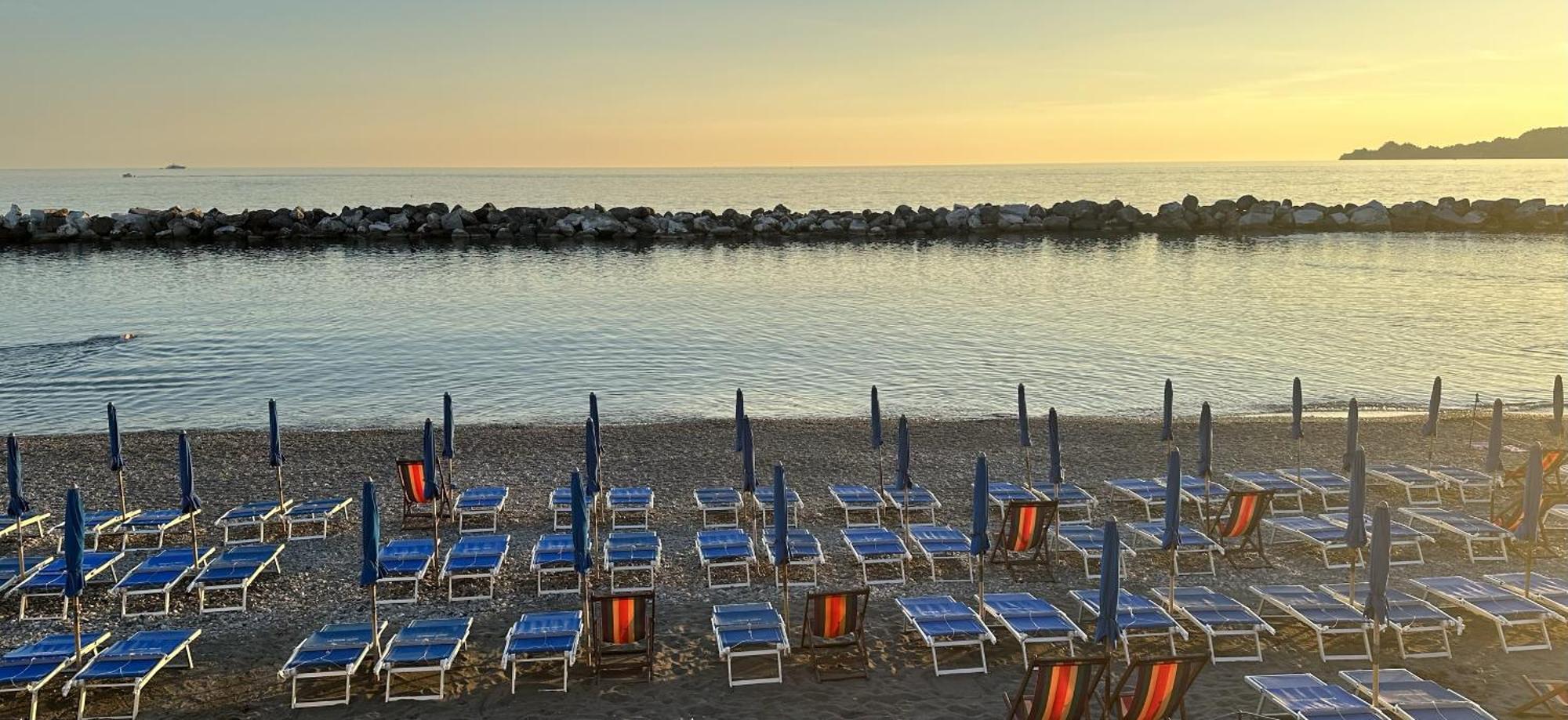 Ferienwohnung Attico Fronte Mare Residenza Matilde Chiavari Exterior foto