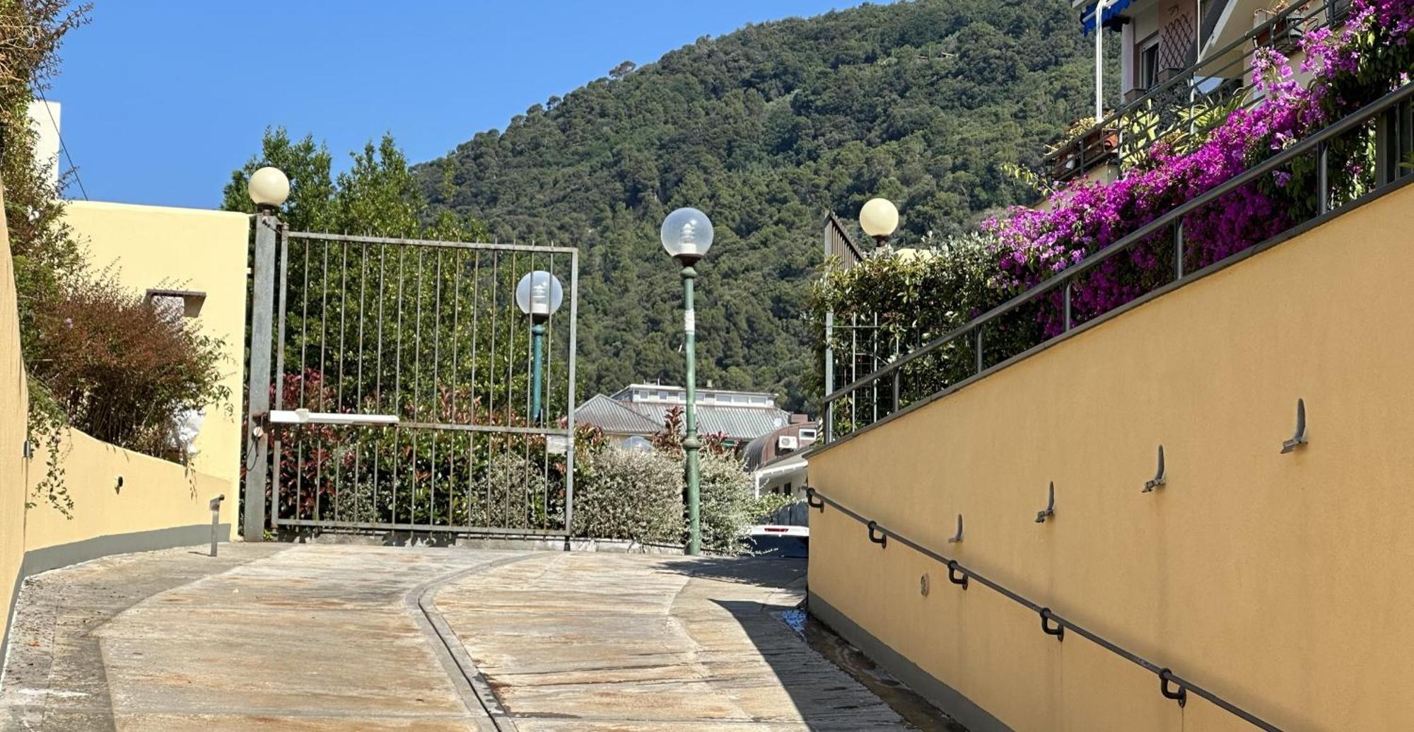Ferienwohnung Attico Fronte Mare Residenza Matilde Chiavari Exterior foto