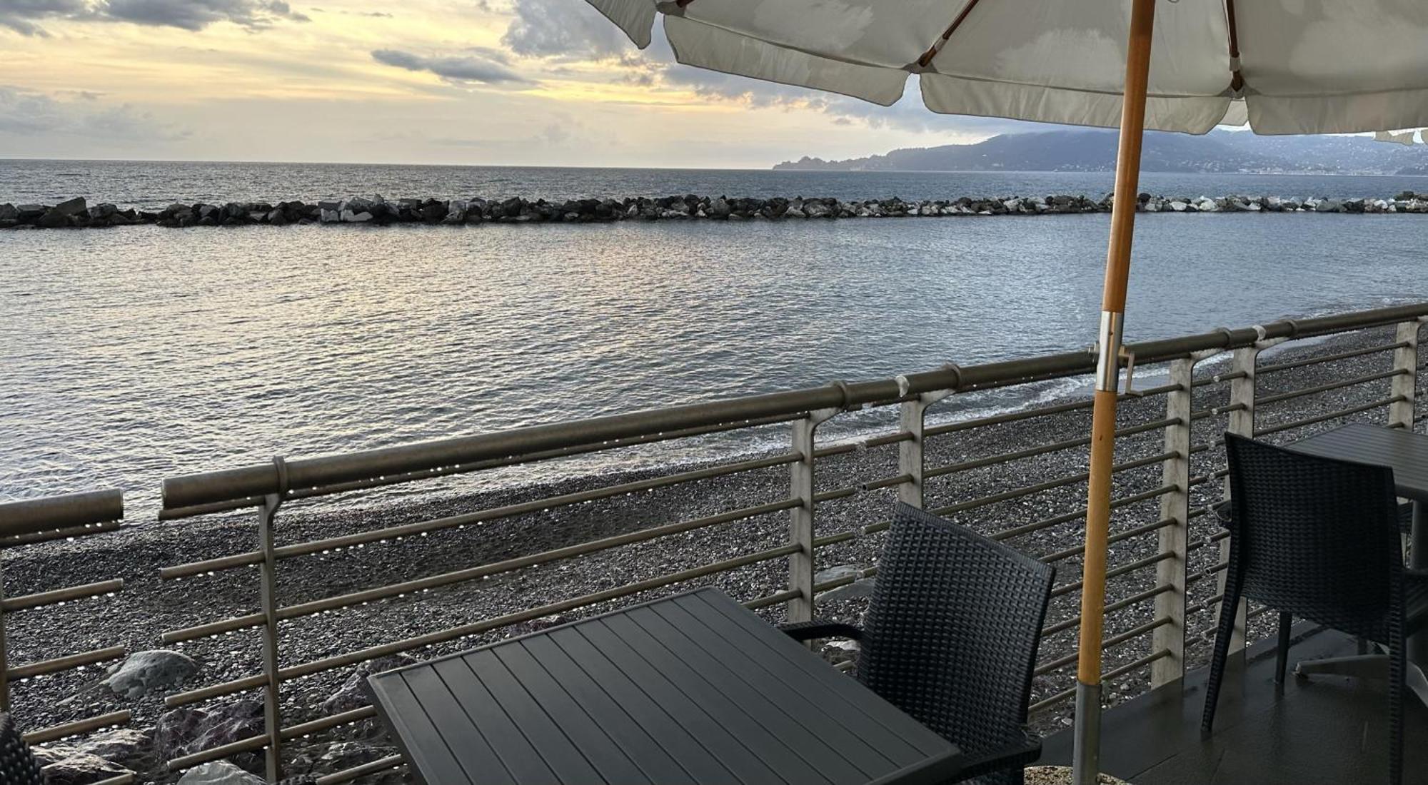 Ferienwohnung Attico Fronte Mare Residenza Matilde Chiavari Exterior foto