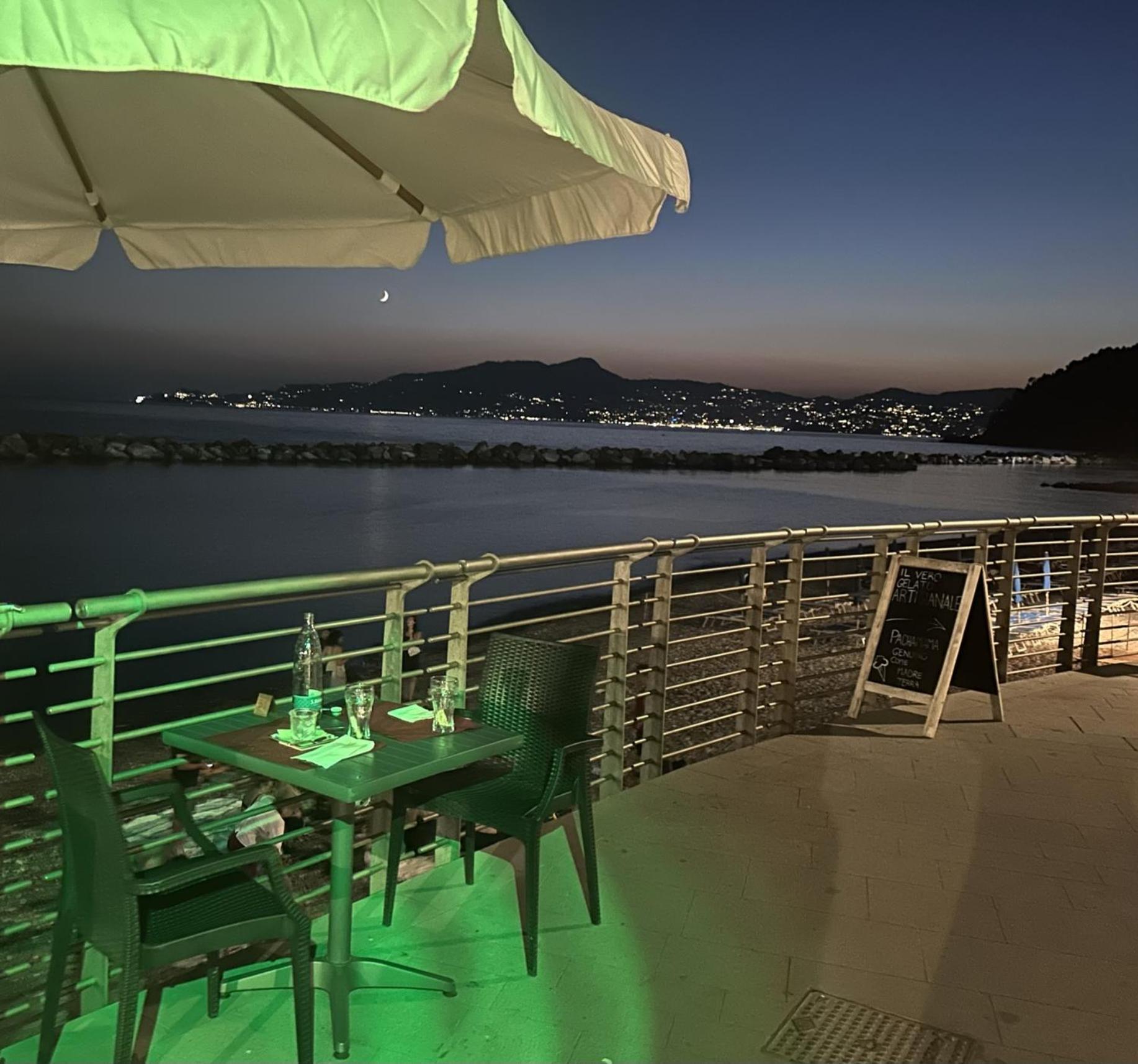 Ferienwohnung Attico Fronte Mare Residenza Matilde Chiavari Exterior foto