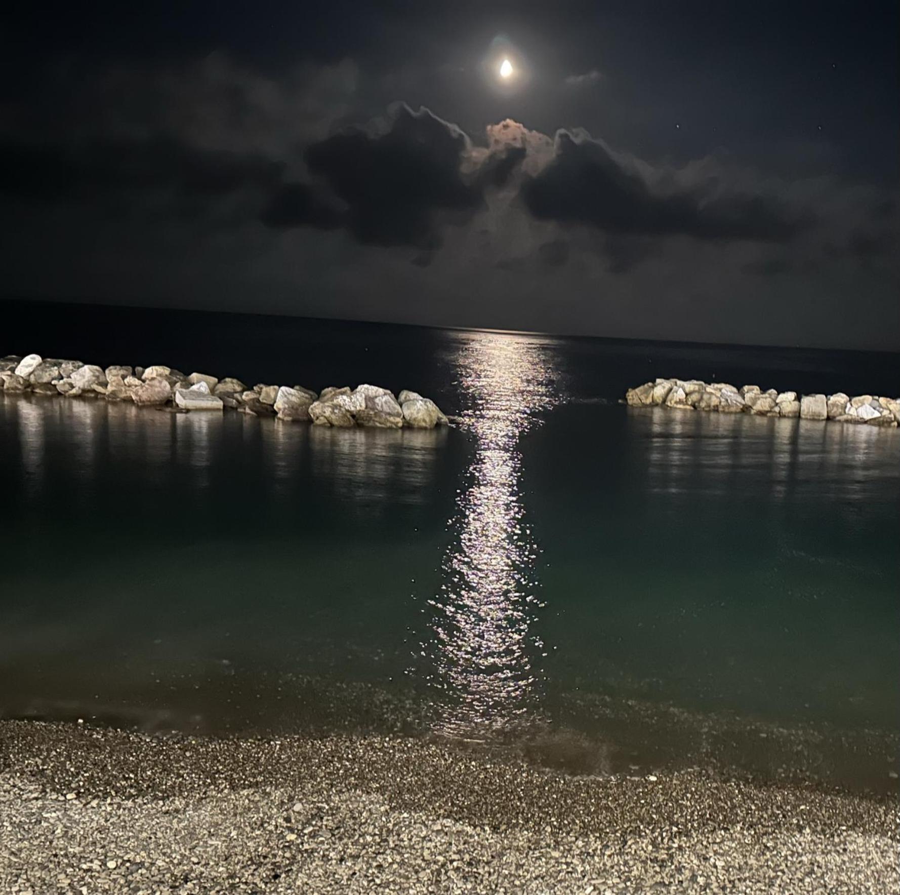 Ferienwohnung Attico Fronte Mare Residenza Matilde Chiavari Exterior foto
