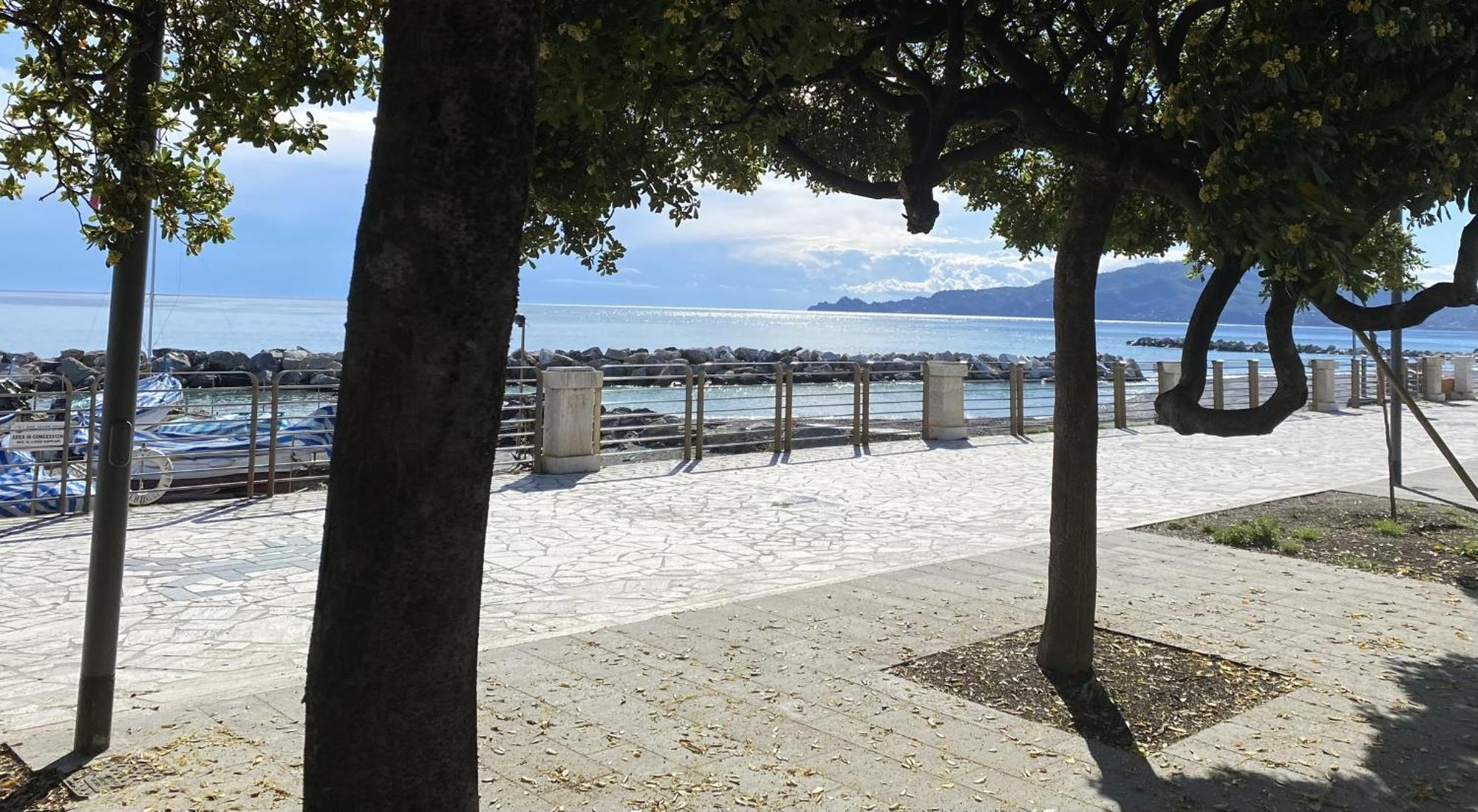 Ferienwohnung Attico Fronte Mare Residenza Matilde Chiavari Exterior foto